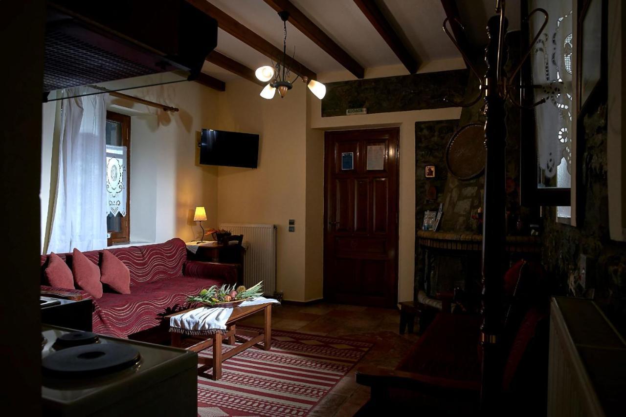 Séjour chez l'habitant Malevos Traditional *