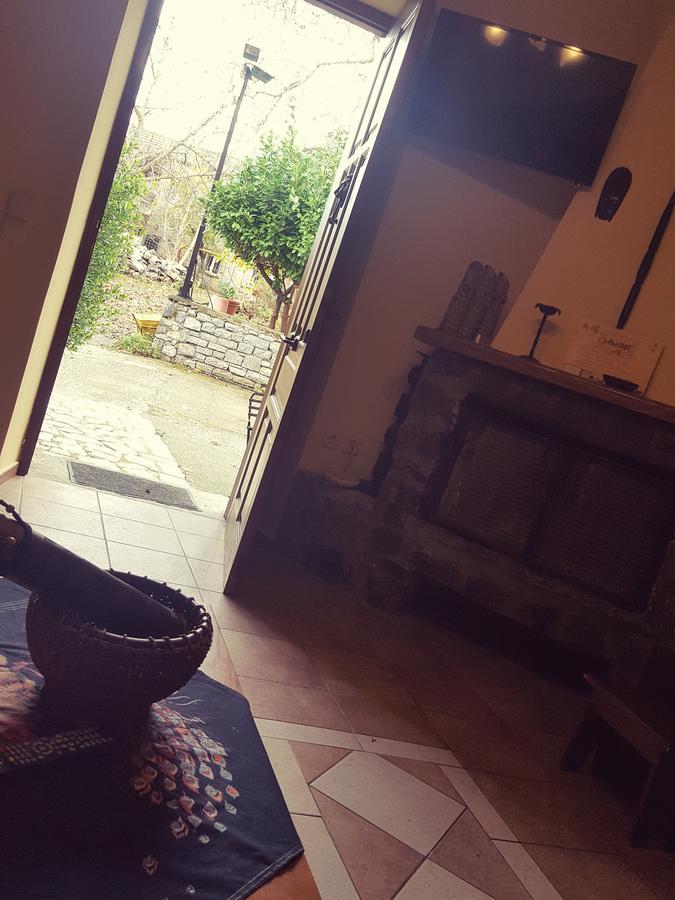 Séjour chez l'habitant Malevos Traditional *